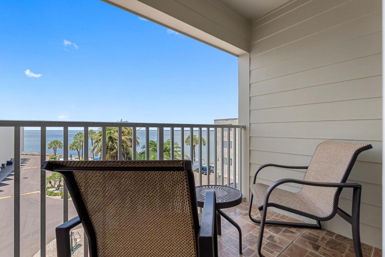 Wake Up To The Ocean Breeze - Enjoy Amazing Views Villa แทมปา ภายนอก รูปภาพ